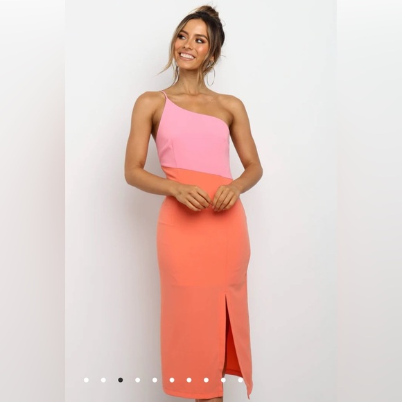 Petal & Pup Color Block One Shoulder midi dress nwot - Picture 4 of 8